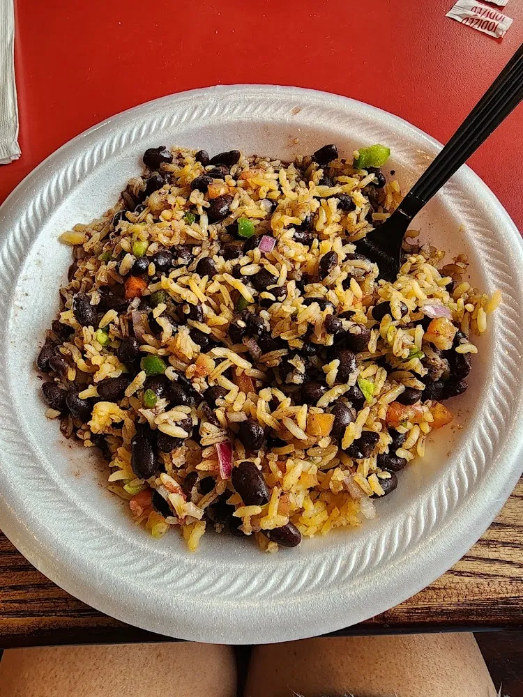 Black Beans and Rice with Pico De Gallo